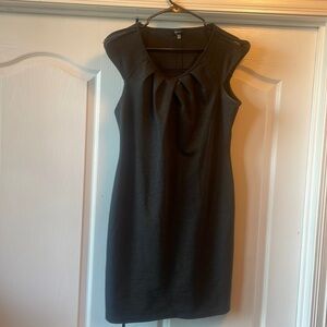 Gray Dress with zipper on shoulder